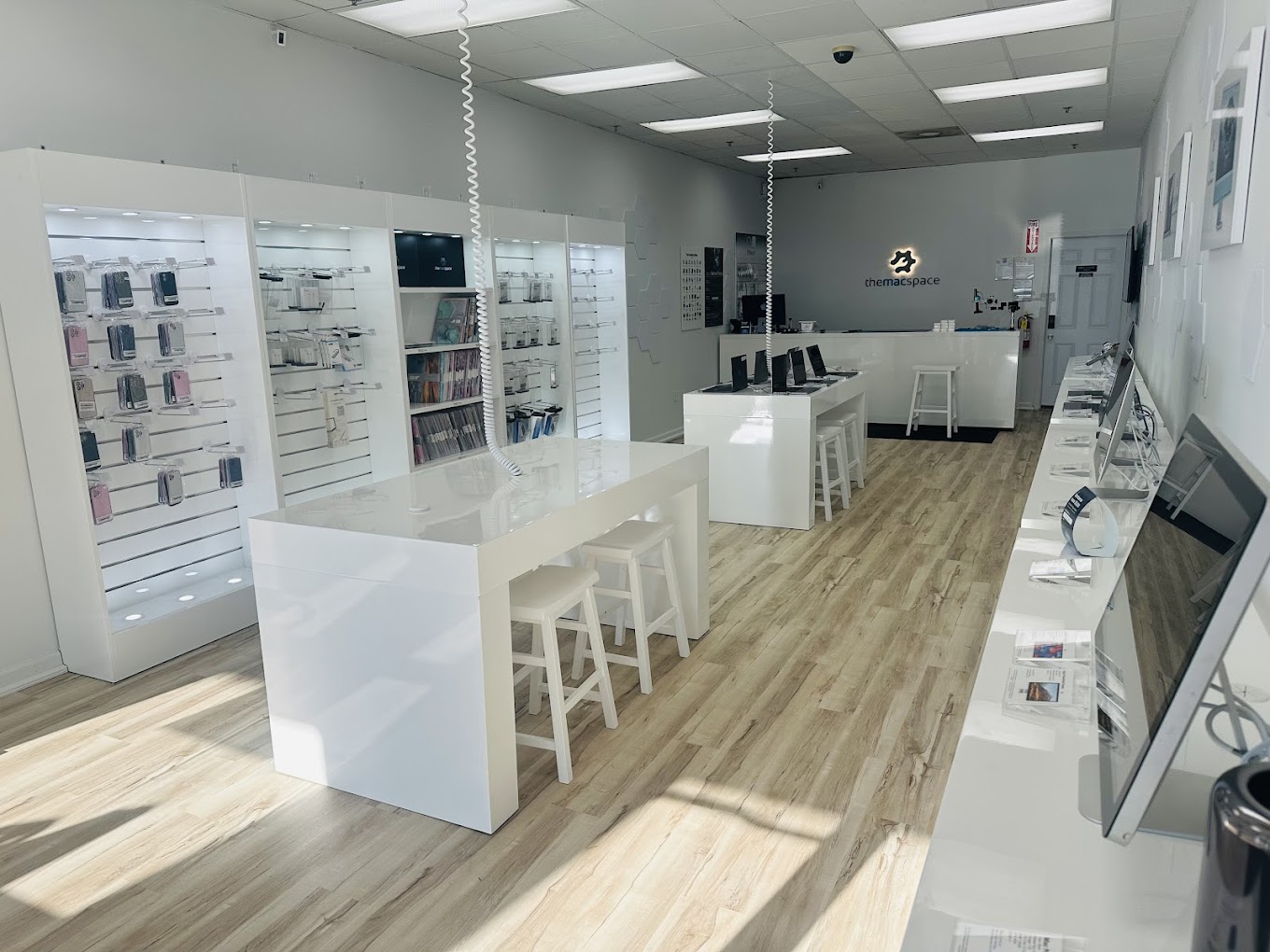 Inside The Mac Space - Mac repair shop and retail store in Marietta GA serving Atlanta, Roswell, Kennesaw, and Smyrna